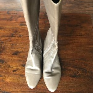 Tan BCBG MaxAzria boot size 10